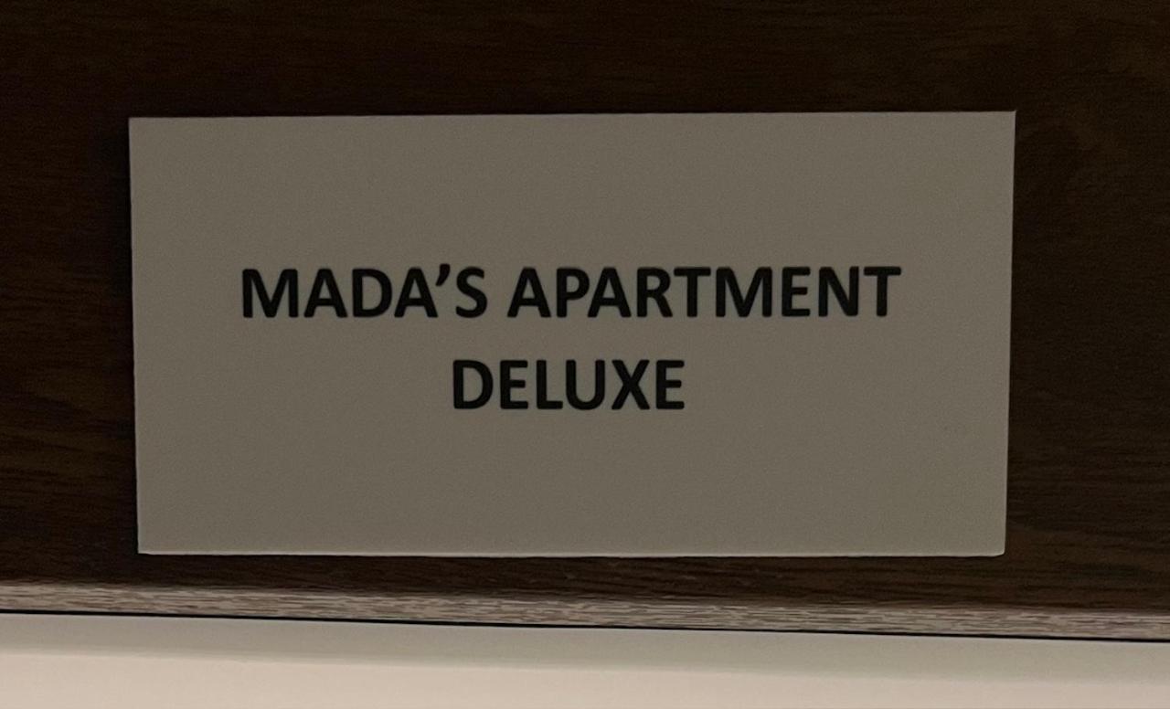 Mada'S Apartment Deluxe Bari Luaran gambar