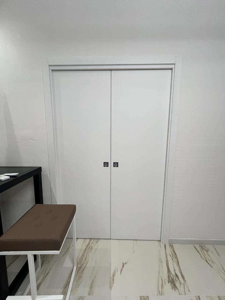 Mada'S Apartment Deluxe Bari Luaran gambar